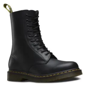 1490 BLACK SMOOTH BOOT