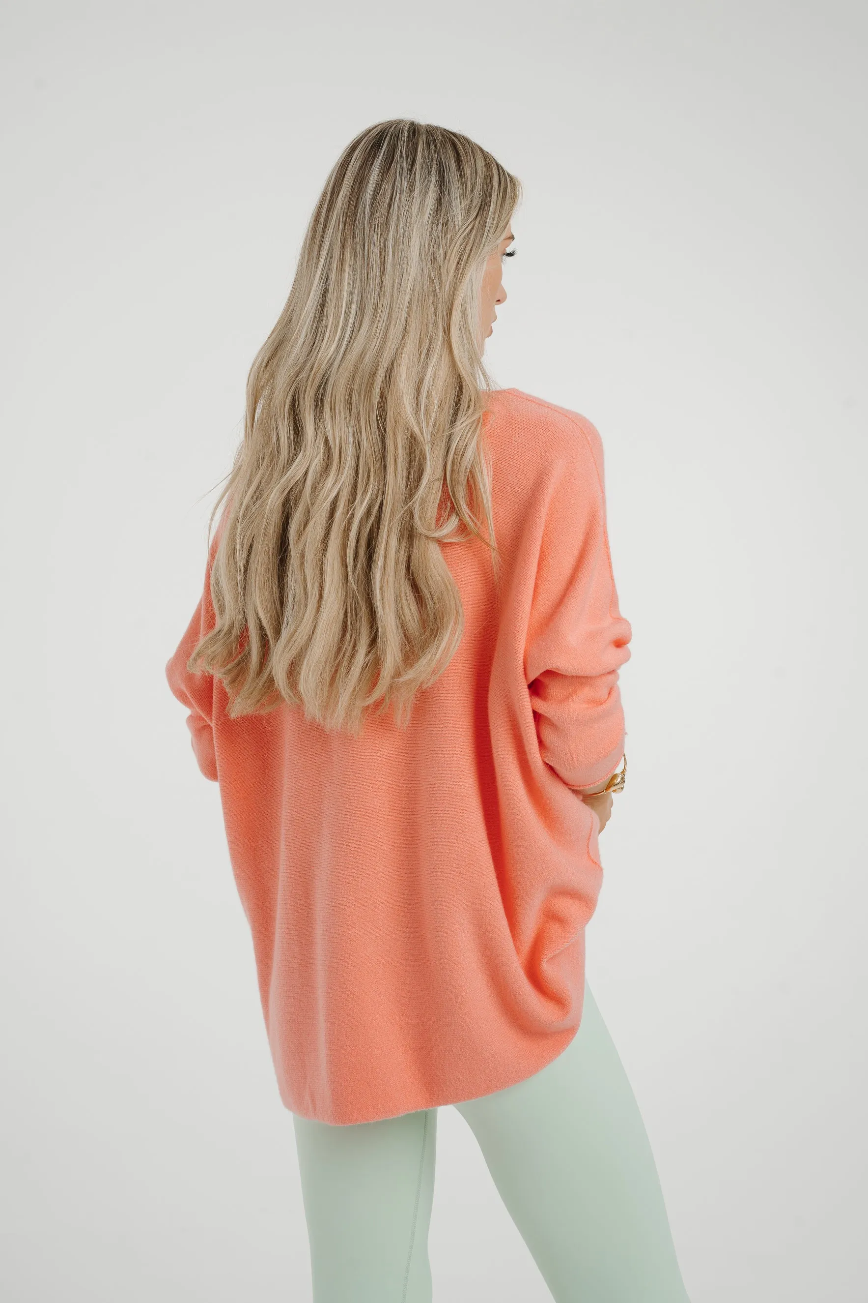 Amber V-Neck Jumper In Coral