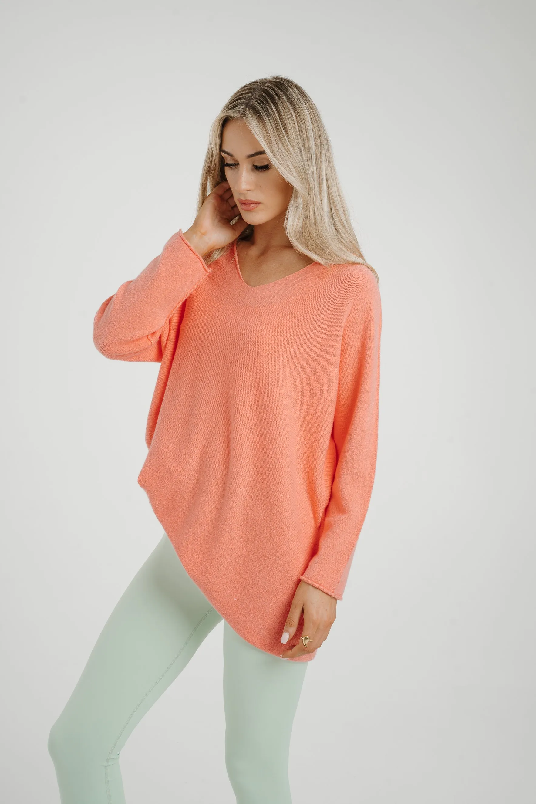 Amber V-Neck Jumper In Coral