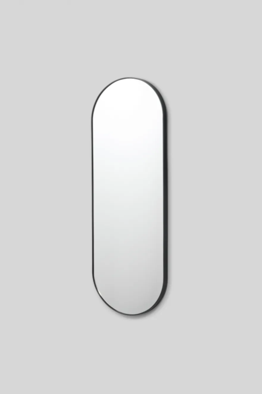 Bjorn Oval Mirror, Black