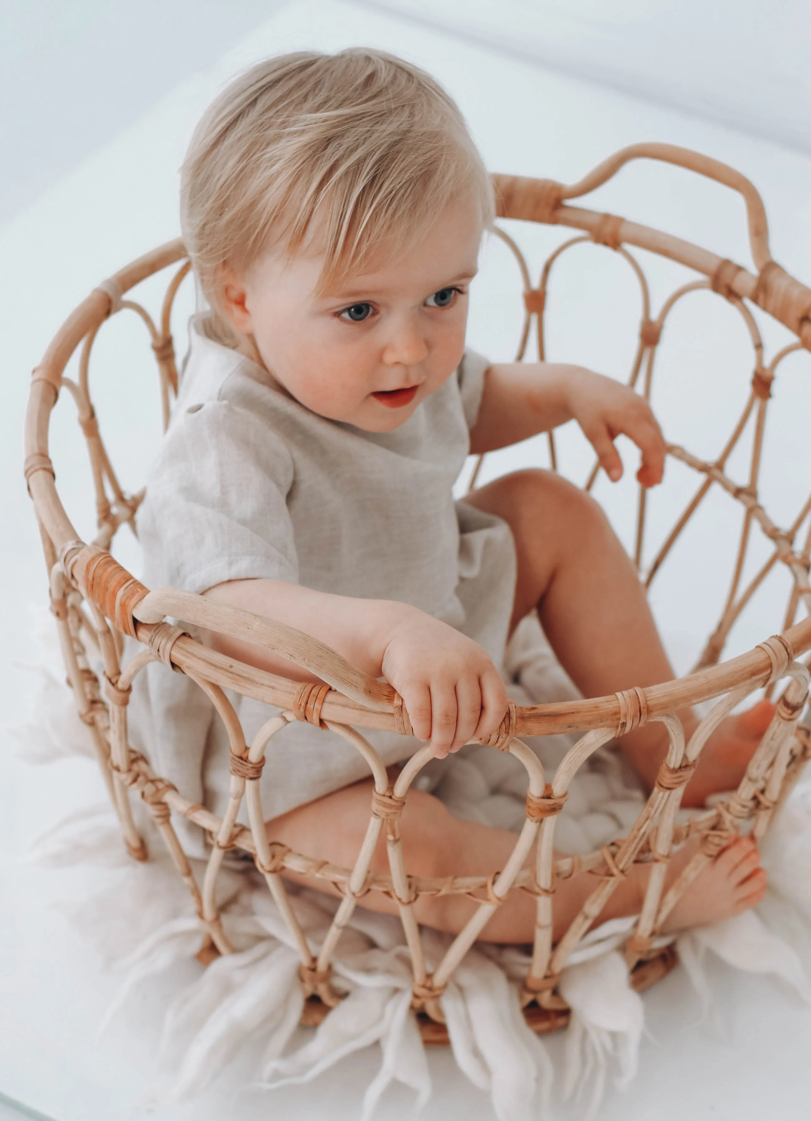 Linen romper with short sleeves